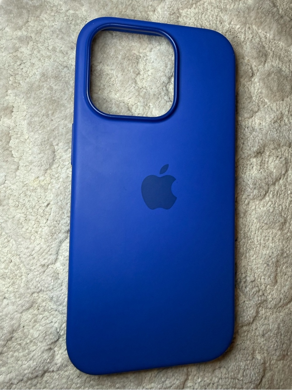 iPhone 16 Pro Apple Silicone iPhone Case in Royal Blue